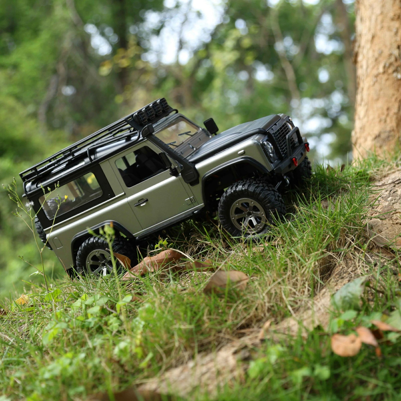 DEERC ラジコン オフロード クローラー おもちゃ 1/12 無段階制御