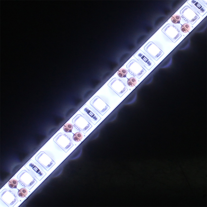 LEDテープライト 4.5m 12V 高密度 120LED/m 防水 1チップ 白ベース 正面発光 車 自動車 バイク 高輝度 両面テープ 1本｜denko-store｜02
