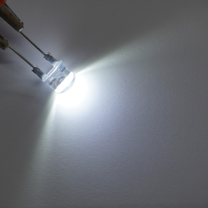 LED 発光ダイオード 8mm 3チップ 高輝度 明るい 電子工作 発光素子 5個入り : 電光ストア - 通販 - Yahoo!ショッピング