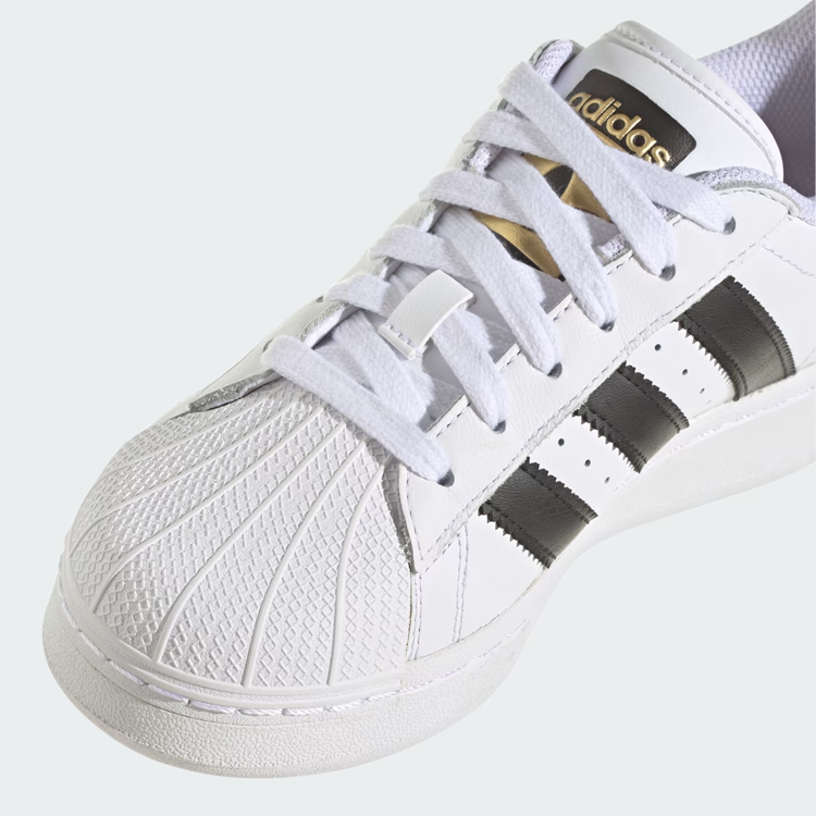 Adidas superstar shop j white metallic