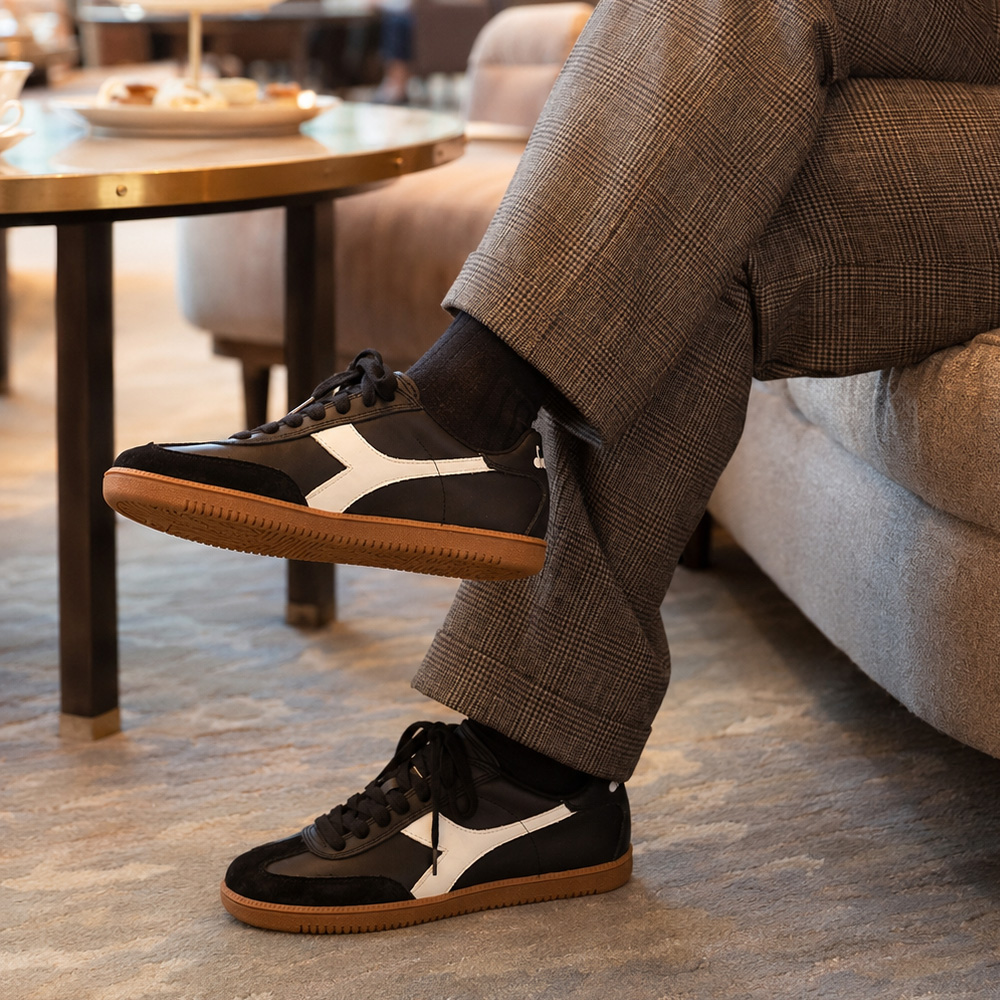 ディアドラ DIADORA レザースニーカー メンズ インドアシューズ