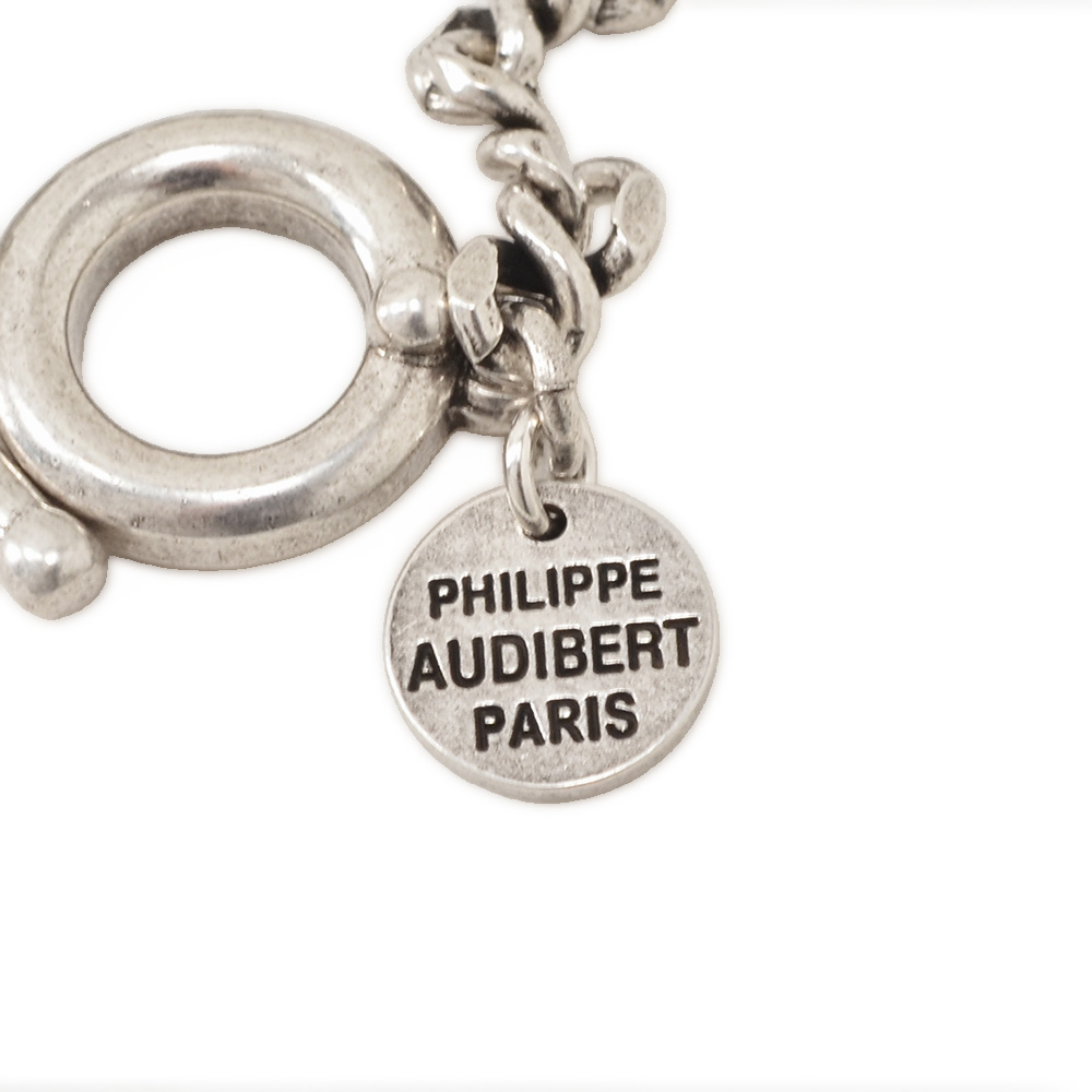 フィリップ オーディベール PHILIPPE AUDIBERT チェーンブレスレット メンズ 真鍮 ダークシルバー フラットリング ブランド刻印プレート フランス製 国内正規品の画像