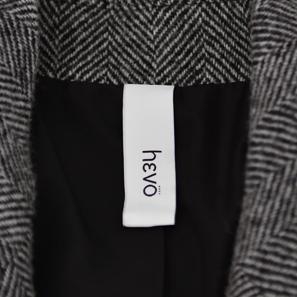 イーヴォ HEVO ベルテッドコート メンズ タイロッケン BRINDISI ブリンディジ ダブルブレスト へリンボン柄ウール ブラック×ホワイト 国内正規品の画像