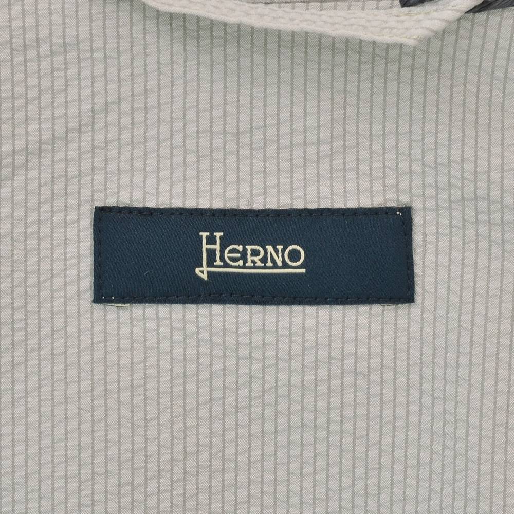 ヘルノ HERNO シャツブルゾン メンズ 長袖シャツ ポリエステルシアサッカー生地 ライトグレー 胸ポケットデザイン  軽量 セットアップ可 国内正規品の画像