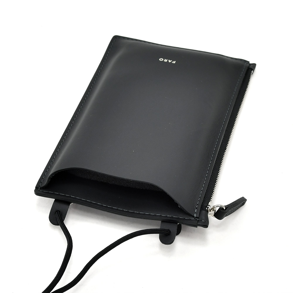 スマートフォン・携帯電話 【美品】FARO スマホショルダー 黒 防水 