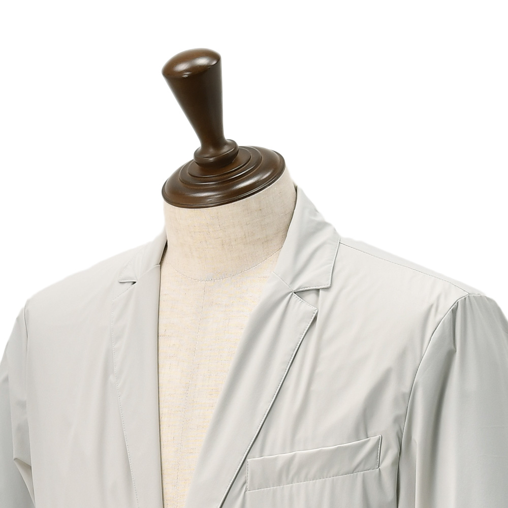 ヘルノ HERNO 軽量ナイロンジャケット メンズ 2つ釦シングルフロント FUNCTIONAL WARDROBE アイスグレー ストレッチ性 撥水 GA000179U 国内正規品の画像