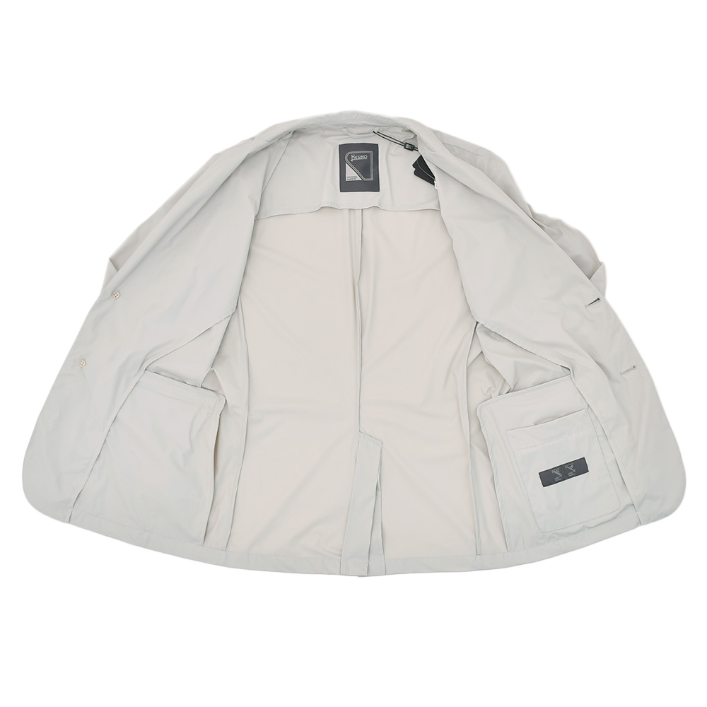 ヘルノ HERNO 軽量ナイロンジャケット メンズ 2つ釦シングルフロント FUNCTIONAL WARDROBE アイスグレー ストレッチ性 撥水 GA000179U 国内正規品の画像