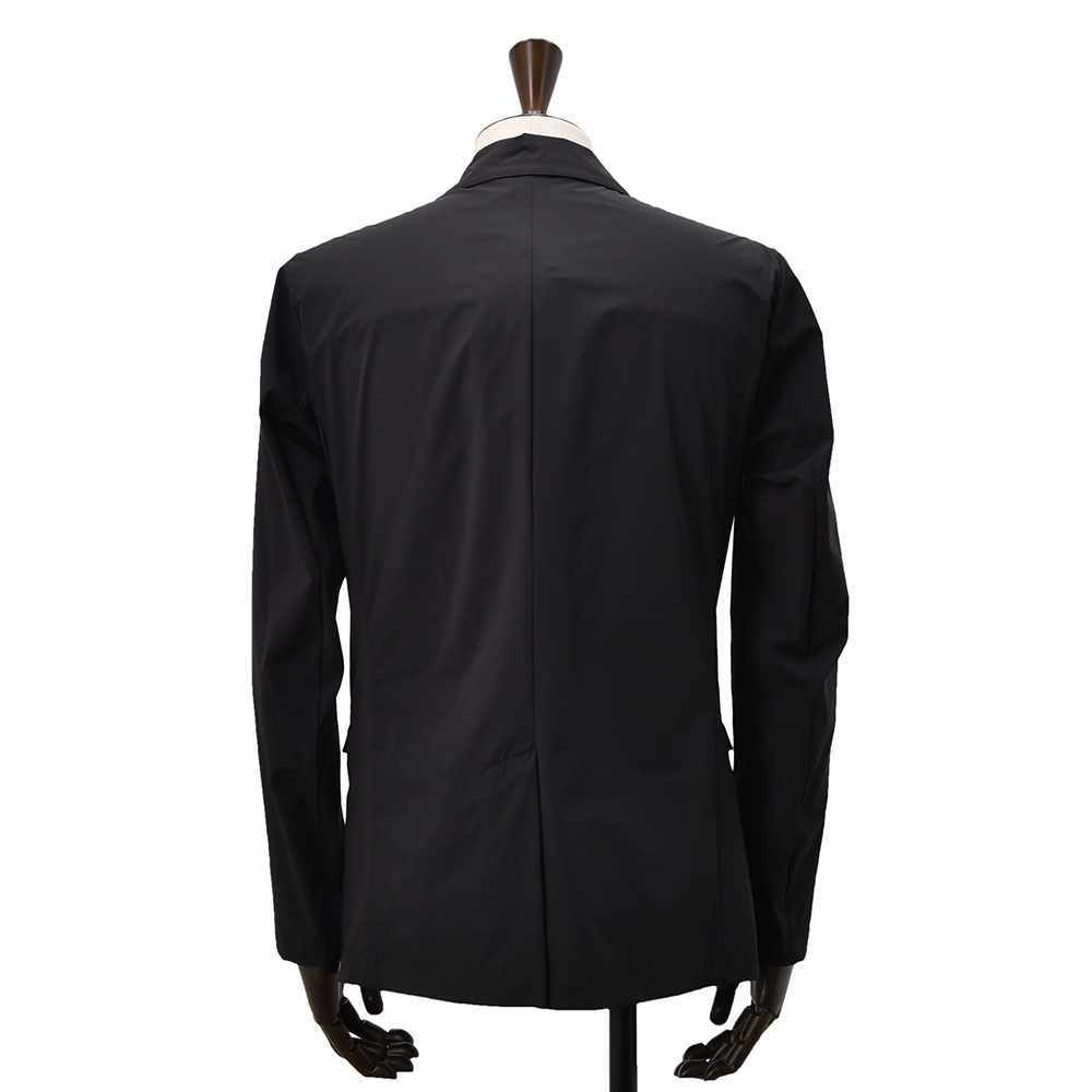 ヘルノ HERNO カジュアルジャケット メンズ 2つ釦シングルフロント FUNCTIONAL WARDROBE ブラック 黒 超軽量ストレッチナイロン 軽量 国内正規品の画像