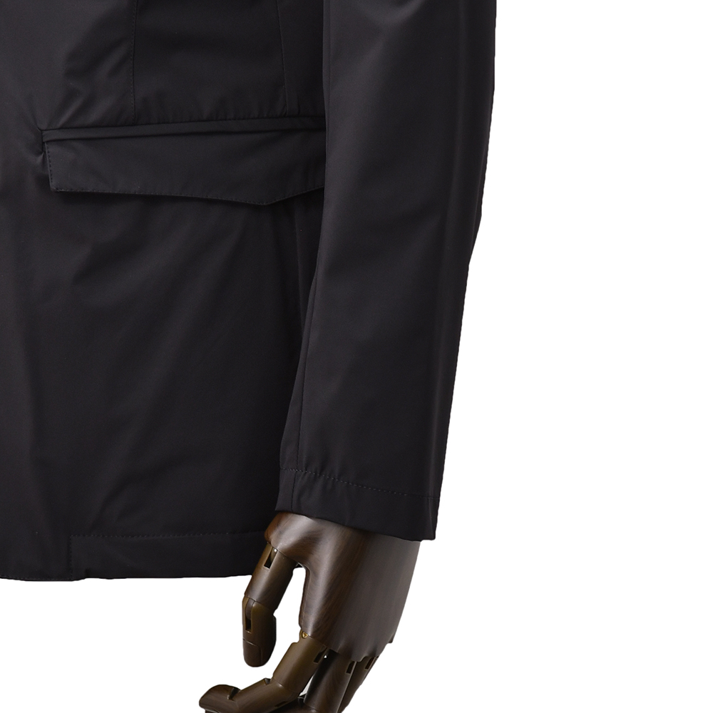 ヘルノ HERNO カジュアルジャケット メンズ 2つ釦シングルフロント FUNCTIONAL WARDROBE ブラック 黒 超軽量ストレッチナイロン 軽量 国内正規品の画像