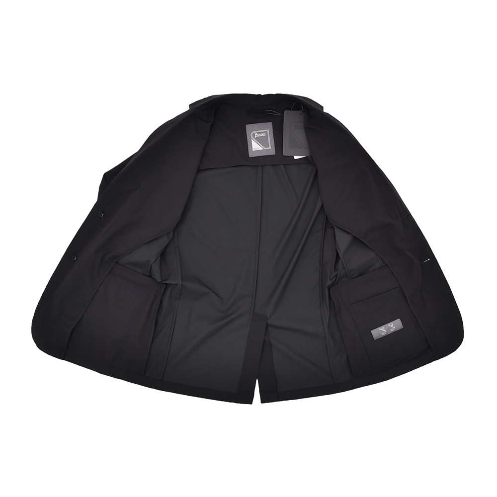 ヘルノ HERNO カジュアルジャケット メンズ 2つ釦シングルフロント FUNCTIONAL WARDROBE ブラック 黒 超軽量ストレッチナイロン 軽量 国内正規品の画像