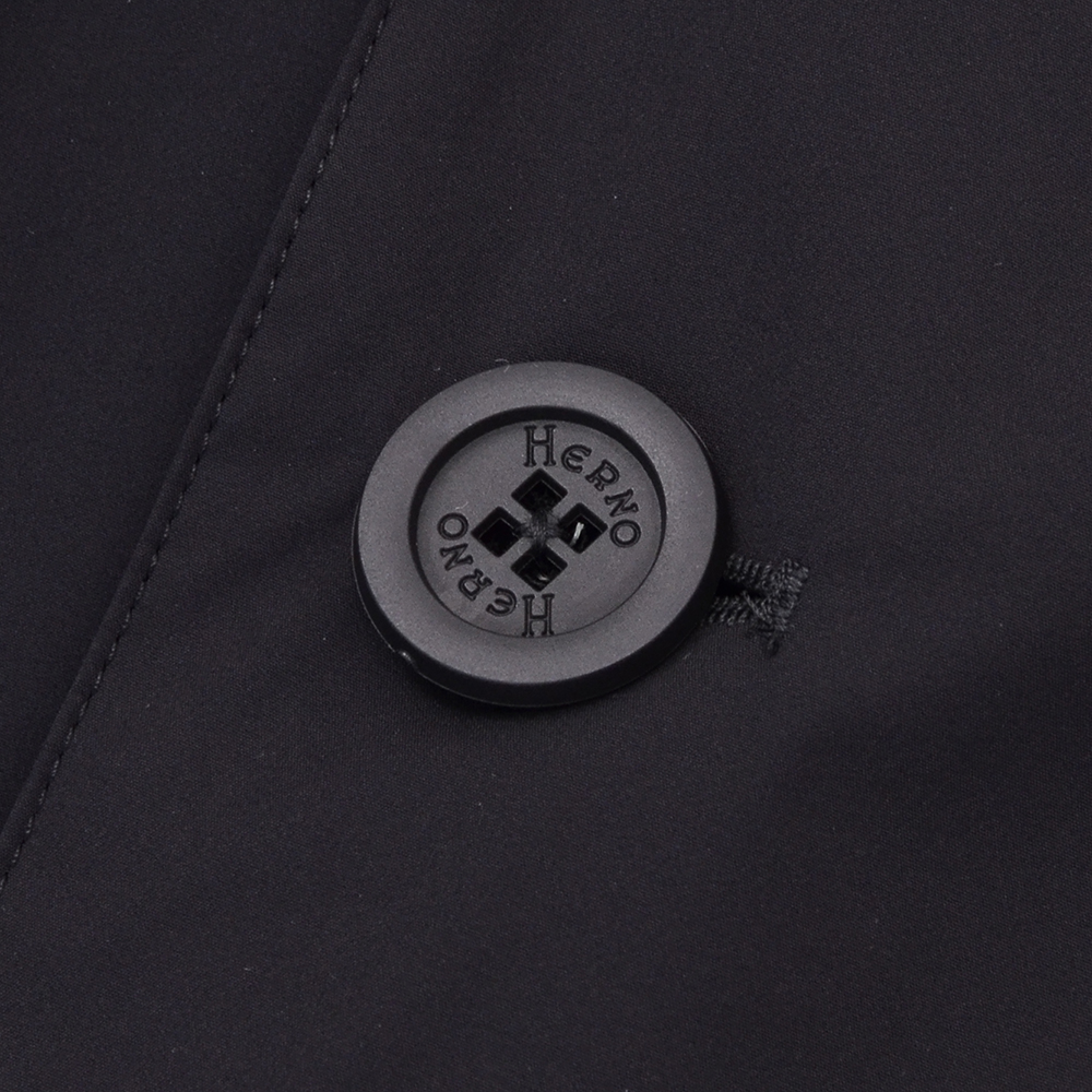 ヘルノ HERNO カジュアルジャケット メンズ 2つ釦シングルフロント FUNCTIONAL WARDROBE ブラック 黒 超軽量ストレッチナイロン 軽量 国内正規品の画像