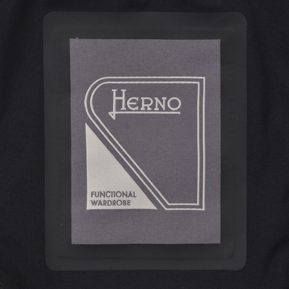ヘルノ HERNO MA-1型ブルゾン メンズ ライトアウター 撥水ポリエステル 2LAYER WIND STOPPER ブラック 黒 超軽量&撥水 国内正規品の画像