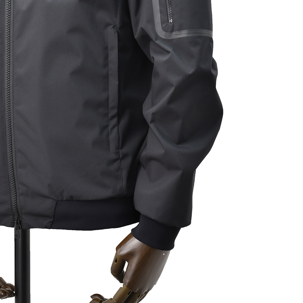 ヘルノ HERNO MA-1型ブルゾン メンズ ライトアウター 撥水ポリエステル 2LAYER WIND STOPPER ブラック 黒 超軽量&撥水 国内正規品の画像