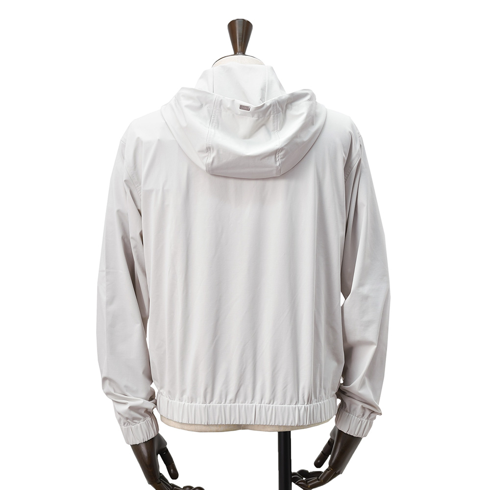 ヘルノ HERNO ナイロンパーカー メンズ フーディーブルゾン ナイロンジャージー NYLON JERSEY ライトグレー リラックスフィット ジップアップ 国内正規品の画像