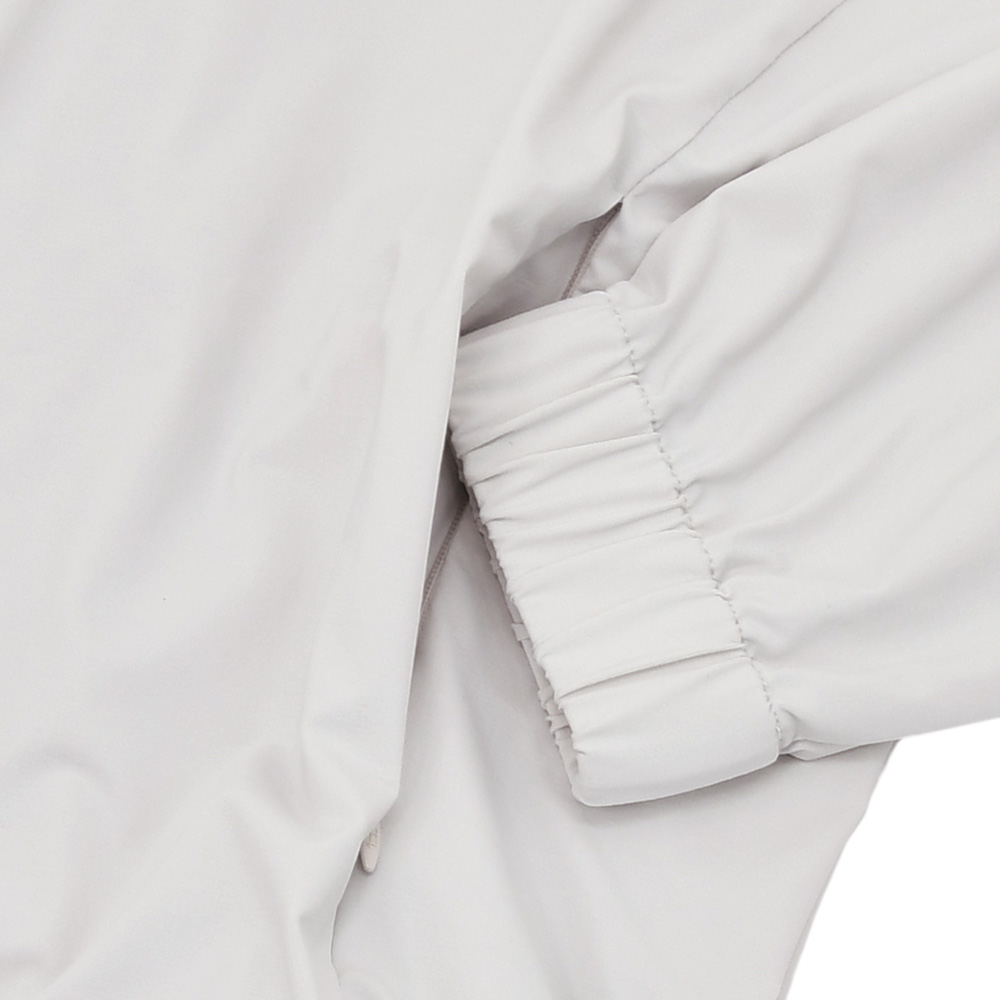 ヘルノ HERNO ナイロンパーカー メンズ フーディーブルゾン ナイロンジャージー NYLON JERSEY ライトグレー リラックスフィット ジップアップ 国内正規品の画像