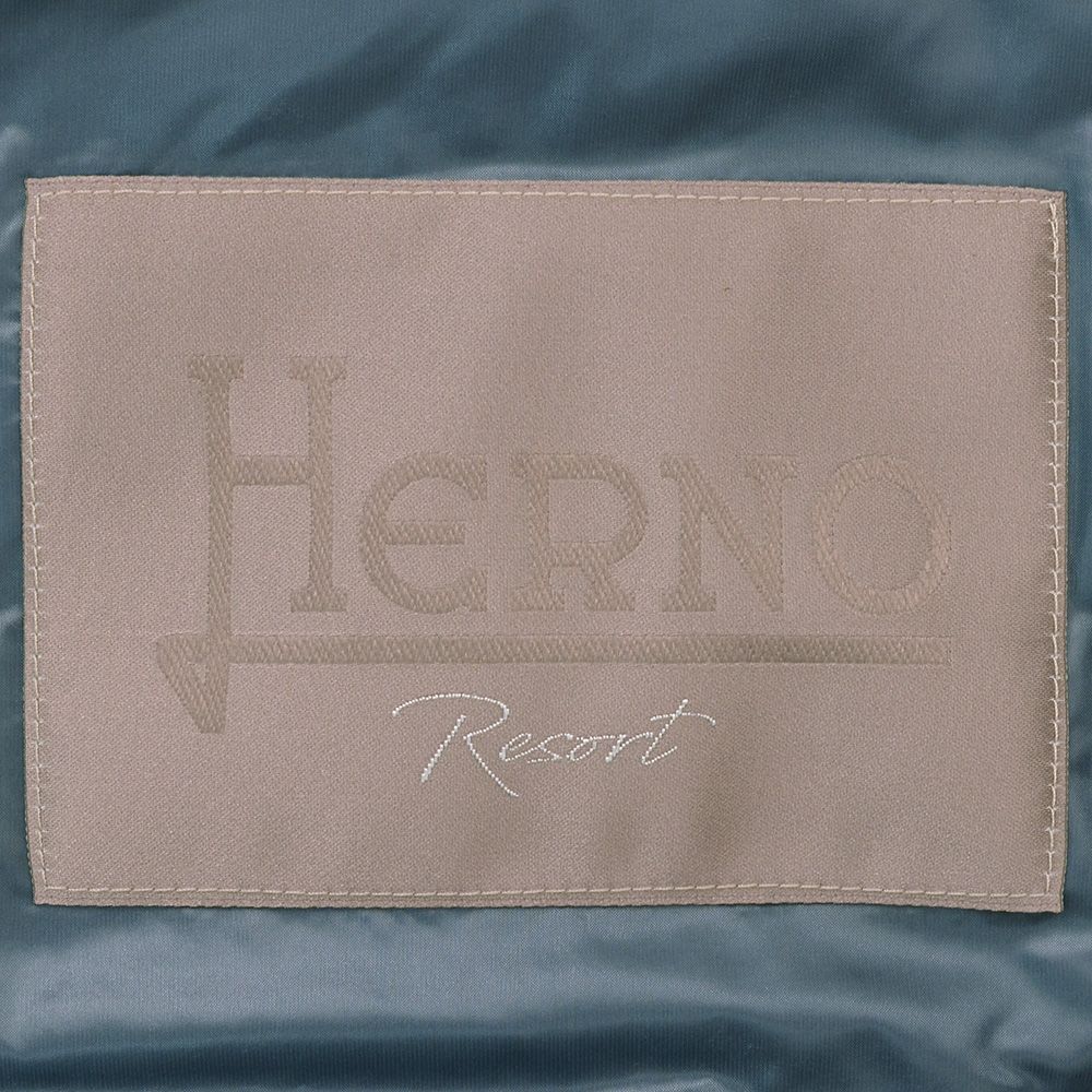 ヘルノ リゾート HERNO RESORT ダウンベスト メンズ ライトアウター フード一体型 撥水ナイロン ブルーグレー 超軽量 レギュラーフィット 国内正規品の画像