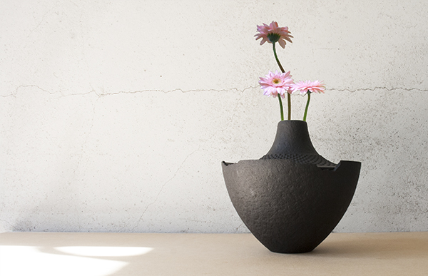 南部鉄の花瓶 釜定 南部鉄器 花器 二枚蓋 霰 おしゃれ 岩手 老舗 爆買 : designshop