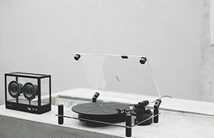 TRANSPARENT TURNTABLE トランスペアレント ターンテーブル [ レコード 回転台 レコードプレイヤー スピーカー bluetooth 高音質 ブルートゥース おしゃれ 電動 bluetooth セット ]