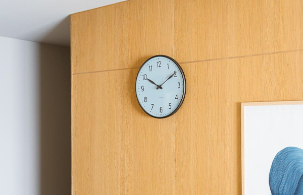 ARNE JACOBSEN（アルネ ヤコブセン） 正規品 時計 掛け時計