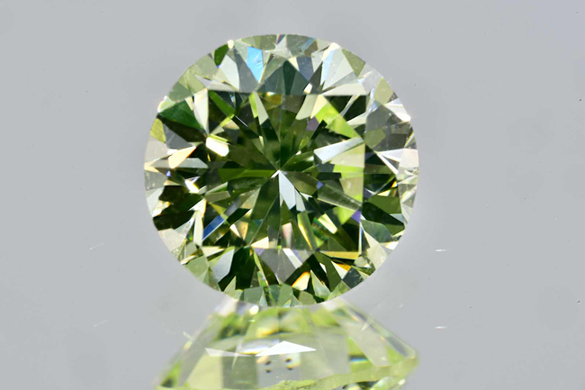 グリーンダイヤモンド ライトイエローグリーン VS1高品質 0.4 