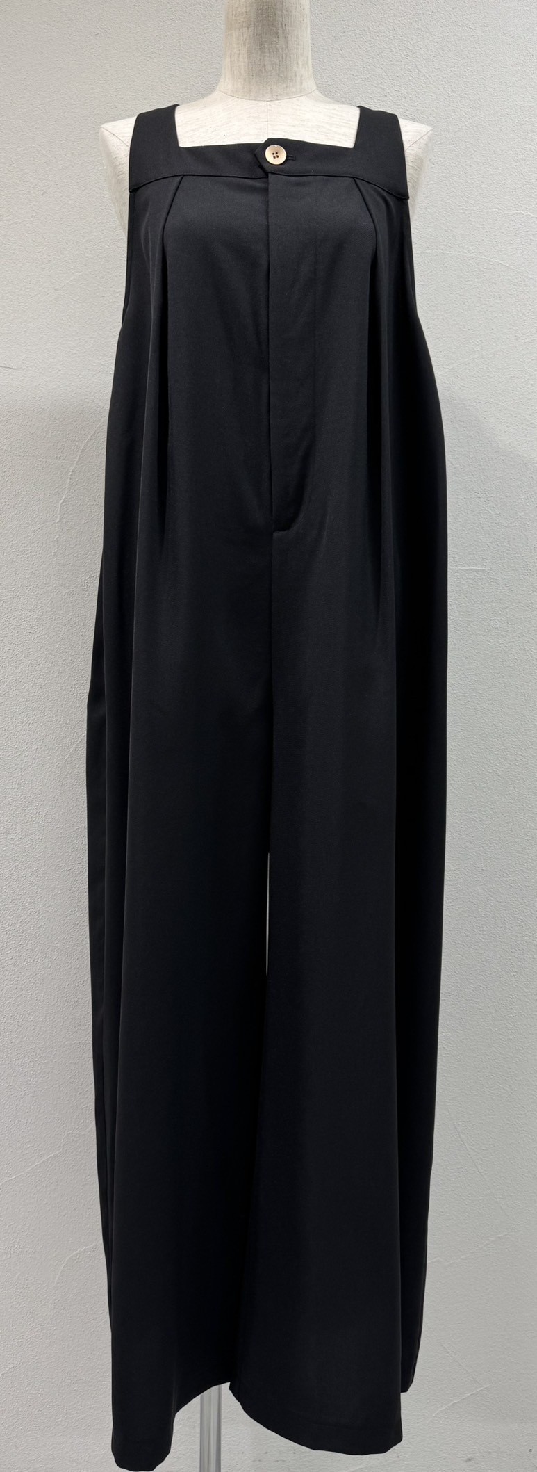 CYAN TOKYO シアントーキョー バストタックワイドサロペ 501341