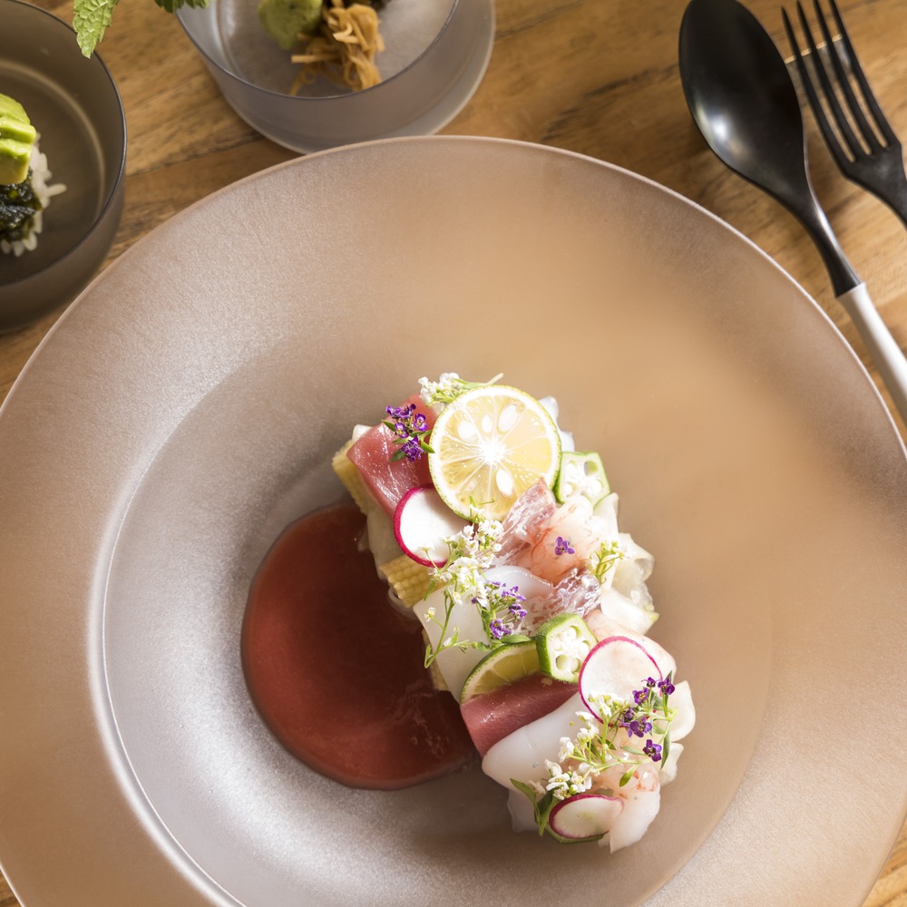 dinos（ディノス） エイラス 割れない皿 食器 食洗器対応 日本製 国産