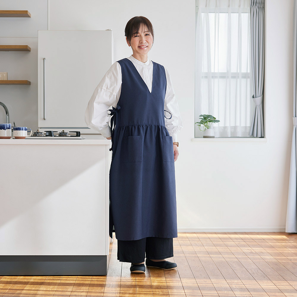 生活雑貨 瀧本真奈美さんとつくった2WAYワンピースエプロン エプロン