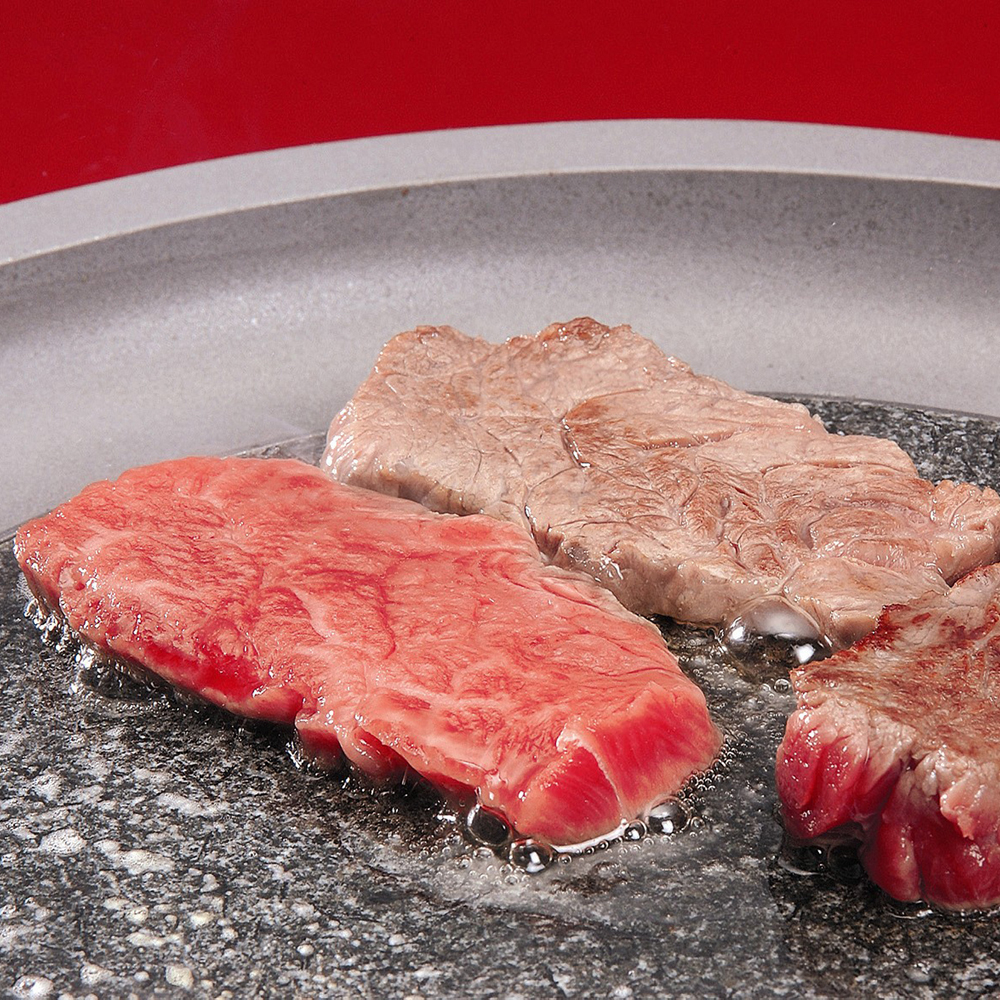 国産 黒毛和牛 焼肉 モモ 300g 牛肉 肉 お肉 焼き肉 もも 赤身 ヘルシー 銘柄牛 高級 ギフト 御祝 内祝 プレゼント 贈り物