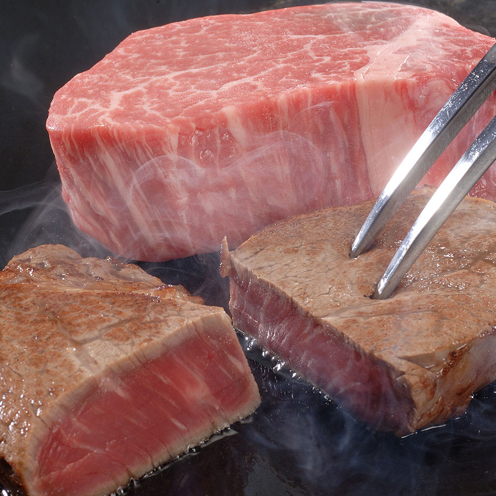 前沢牛 ヒレ ステーキ 100g 3枚 岩手県産 黒毛和牛 ステーキ肉 フィレ ヘレ 牛肉 国産 高級 肉 ギフト お中元 お歳暮 内祝い