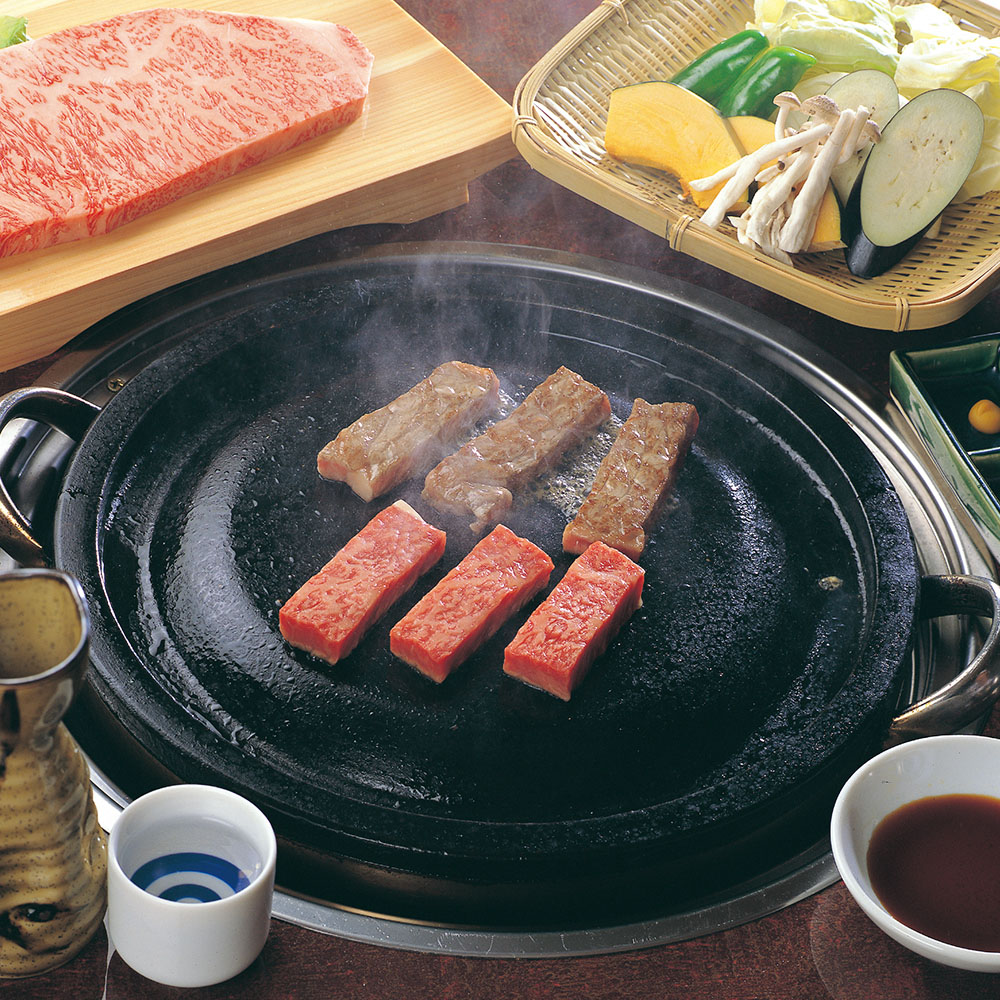 前沢牛 ステーキ 食べ比べ 霜降り 赤身 各50g 8枚 計400g ブランド牛 黒毛和牛 岩手県産 国産 和牛 焼肉 ギフト 贈り物