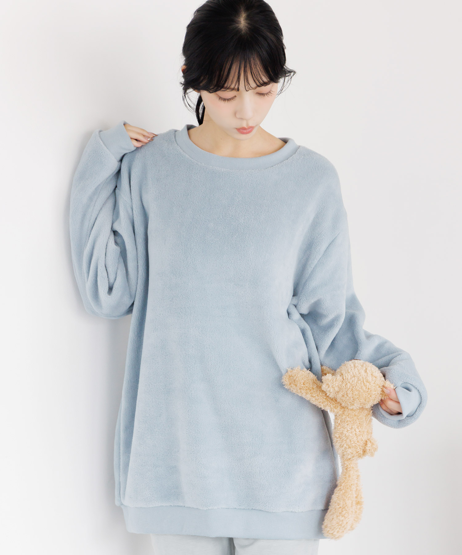 パジャマ 上のみ ルームウェア レディース 長袖 冬 秋 暖かい トレーナー プルオーバー シンプル モコモコ 起毛 ふわふわ くま ピンク 白 青 新作 2025年 | Dita | 01