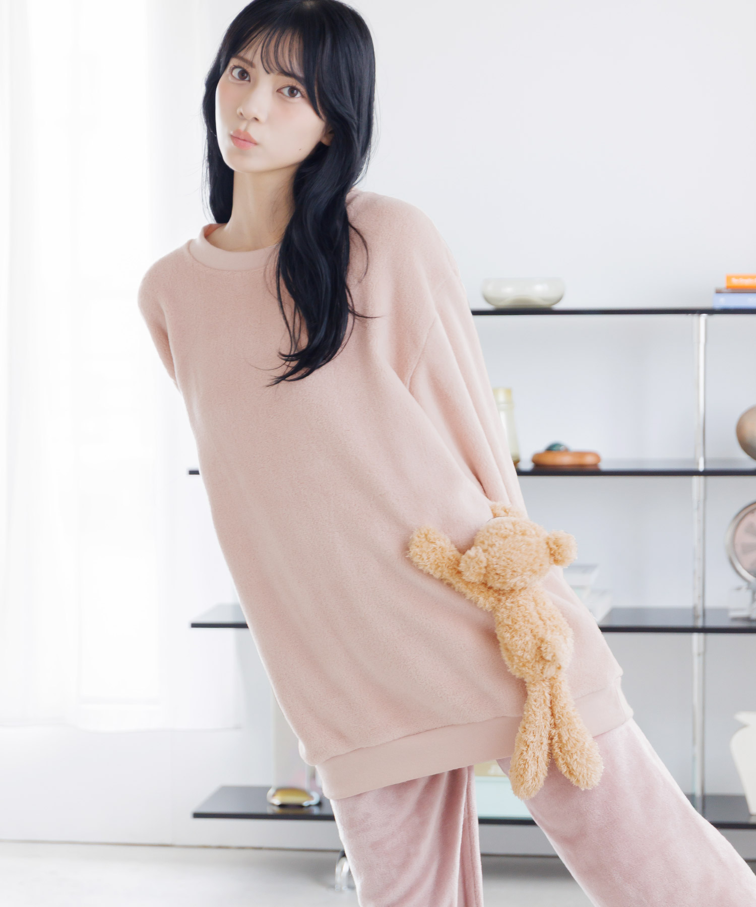 パジャマ 上のみ ルームウェア レディース 長袖 冬 秋 暖かい トレーナー プルオーバー シンプル モコモコ 起毛 ふわふわ くま ピンク 白 青 新作 2025年 | Dita | 03