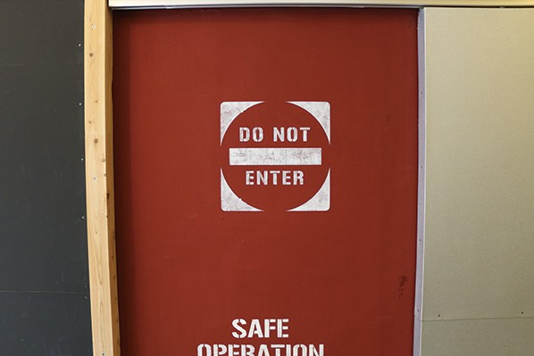 グラフィティーステンシル (DO NOT ENTER)