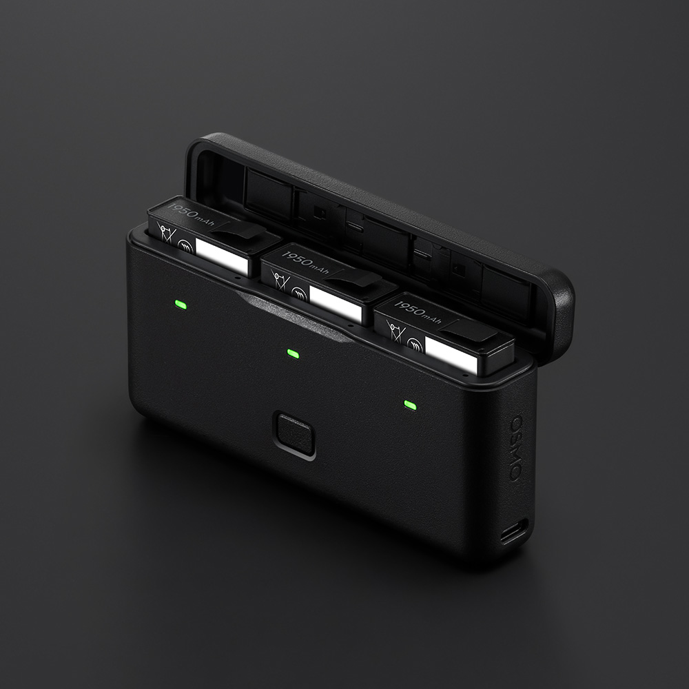 美品 DJI OSMO MOBILE 付属品一式 別売り専用ケース 大バッテリー 美品 DJI OSMO MOBILE 付属品一式 別売り専用ケース 大バッテリー 美品