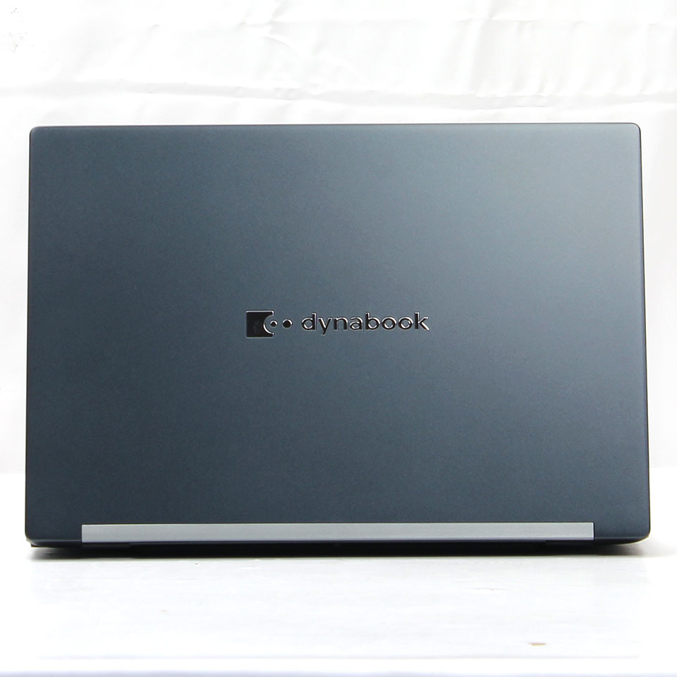 Windows11搭載　dynabook レッド美品♪ TOSHIBA dynabook ノートパソコン Windows11 （A8）