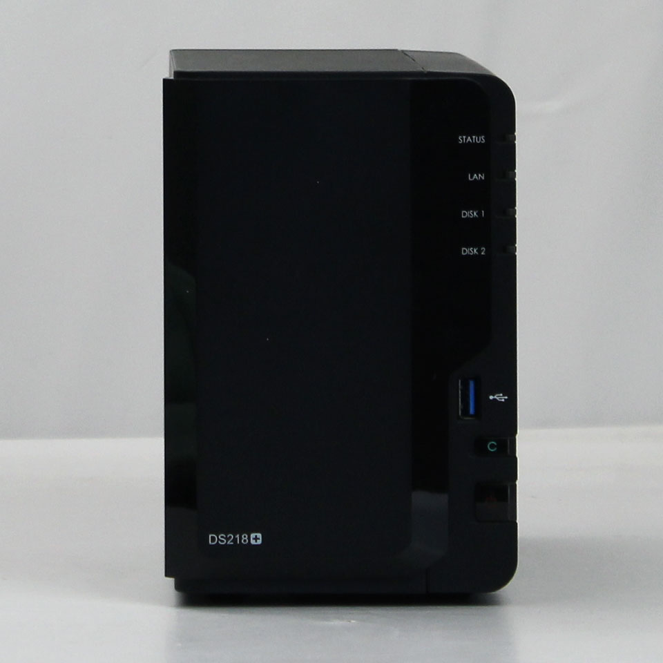 Synology diskstation ds218（外付けハードディスク、ドライブ