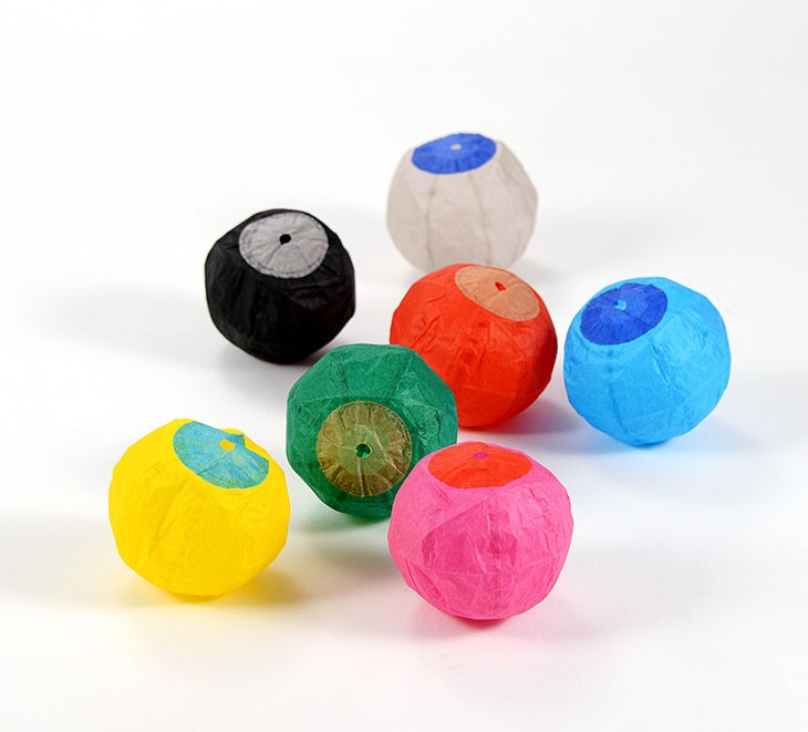 紙風船 Amazon.co.jp: 紙風船14号 直径約25cm Paper balloon : おもちゃ