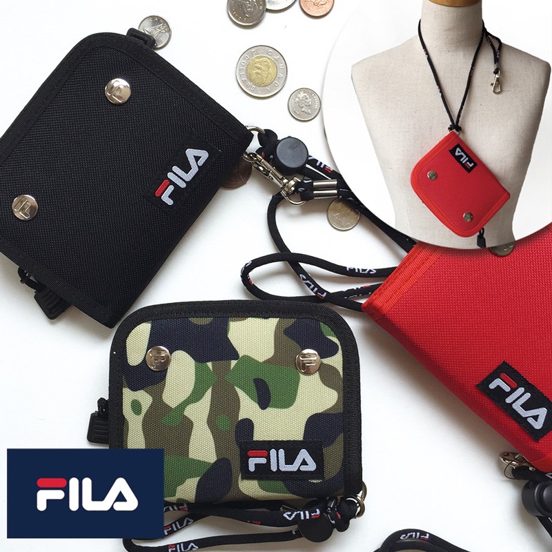 送料無料 Fila フィラ Fl112 折財布 ラウンドファスナーウォレット スタッズシリーズ Studs Series キッズウォレット ブラック レッド カモフラ Fl112 バッグと傘の店ドマーニ 通販 Yahoo ショッピング