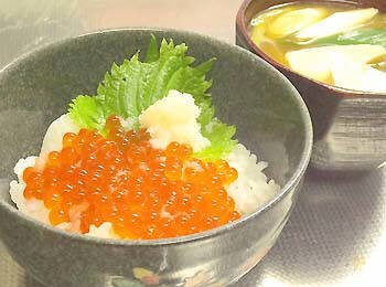いくら丼