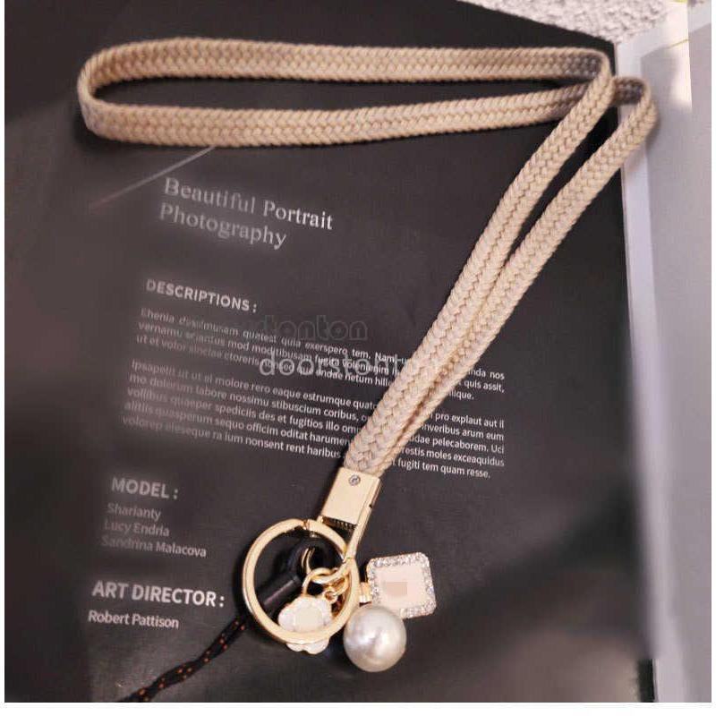 【新品タグ付】シャネル　携帯ストラップ　チャーム 楽天市場】シャネル【CHANEL】非売品 携帯ストラップ リップ