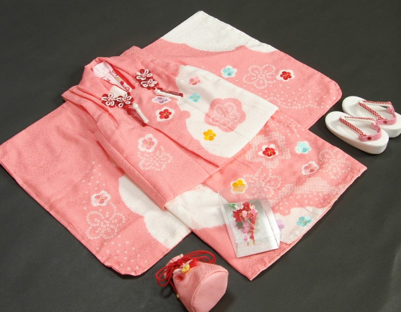 七五三 正絹 被布セット 着物 3歳 女の子 ピンク 本絞り 雪輪染め 刺繍