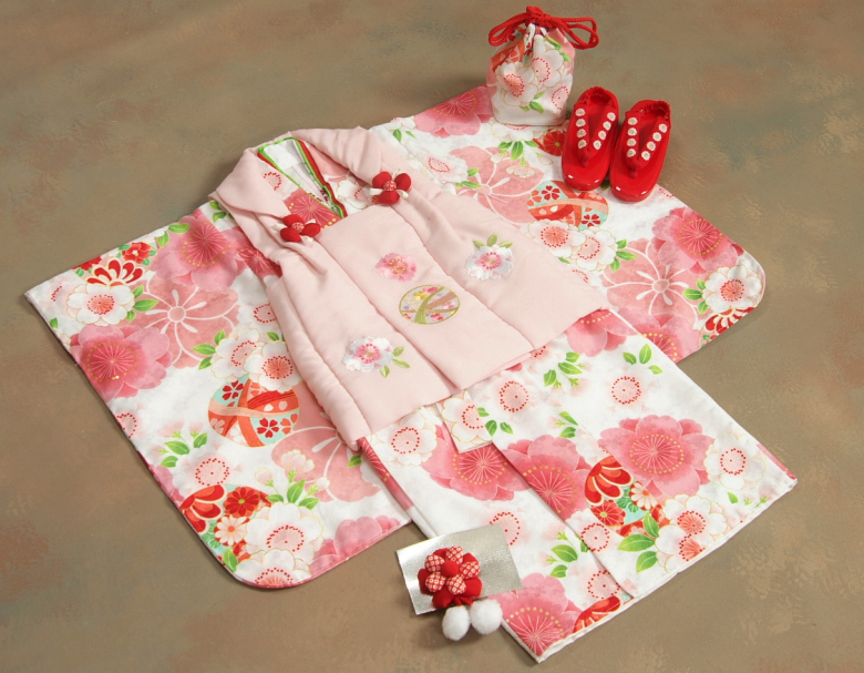七五三 着物 3歳 女の子 被布セット 京都花ひめ 白地着物 被布ピンク