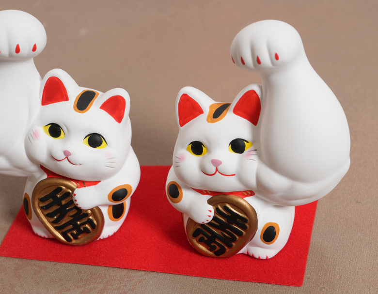 リュウコドウ 剛腕招き猫 まっちょ ムキムキ 招き猫 福招き 白色 右手