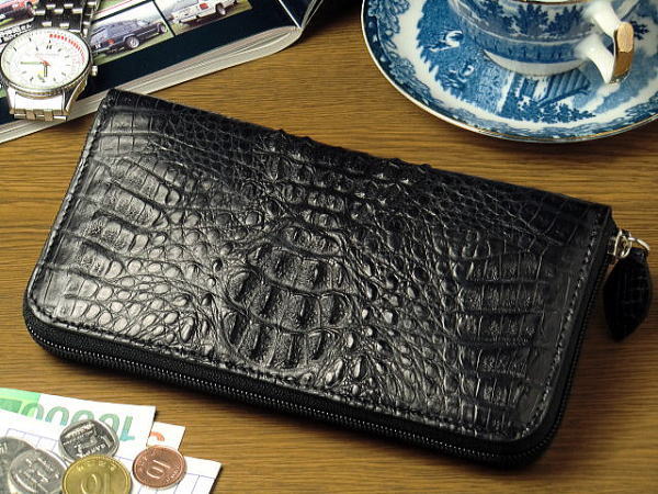 値下げ　新品 割⑭　カイマンクロコダイル ラウンド長財布 　黒 　TS656 財布 本革 カイマンクロコダイル ラウンドファスナー 長財布 ブラック