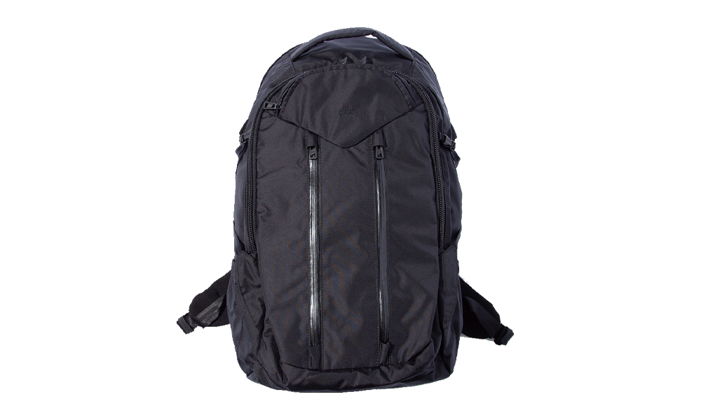 美品F/CE. FCE ROBIC DAYTRIP バックパック31L F/CE.（エフシーイー） リュック メンズ レディース ROBIC DAYTRIP BP
