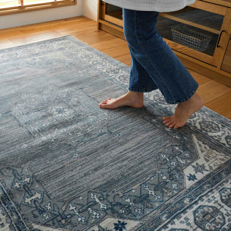 ラグ 190×240 3畳 遊び毛防止 ペルシャ絨毯風 柄 ヴィンテージ風
