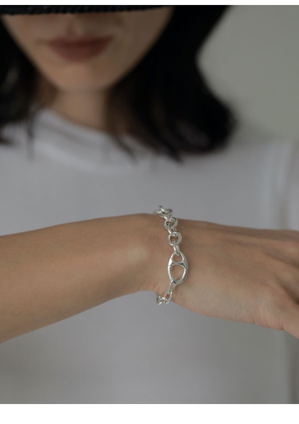 anuke 2024SpringSummer アンヌーク 小物 Motif Chain Bracelet