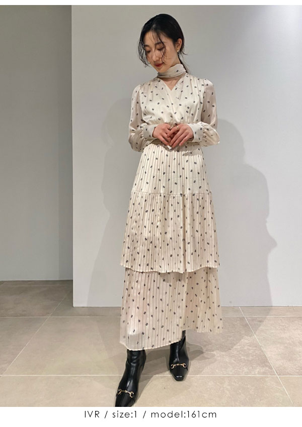 12月スーパーSALE LILY BROWN リリーブラウン 2WAYボウタイプリーツ