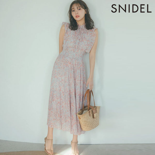 新品未使用 スナイデル フラワープリント ノースリーブ