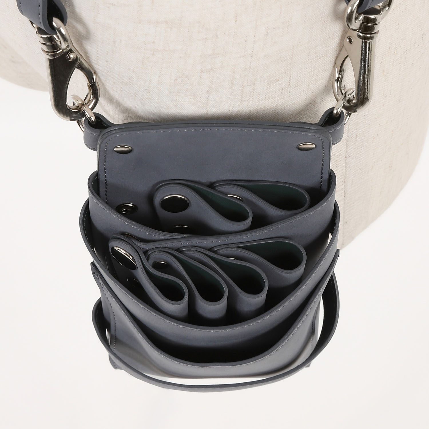 DEEDS シザーケース 美容師 シエーナ no.375 ブルーグレー 4〜6丁入 国内シザーケース専用メーカー 理容師 青 |  | 04